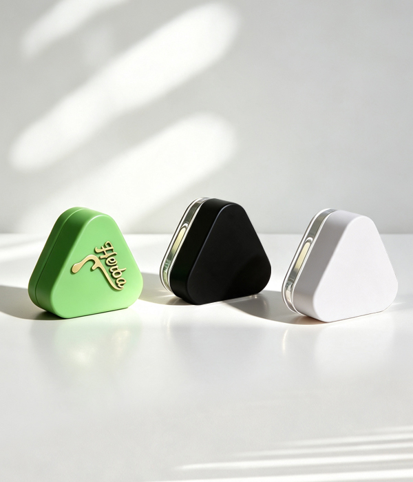 CR Glass Concentrate Triangle Jars